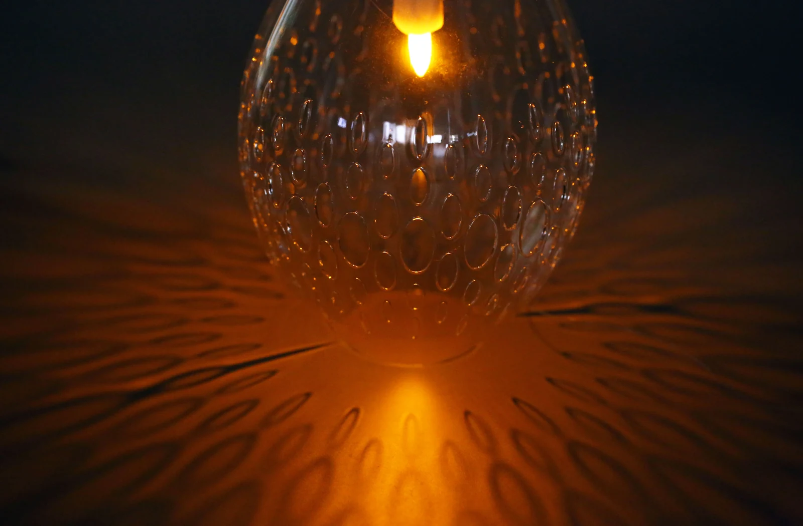 Lampshade · lighting effect in detail